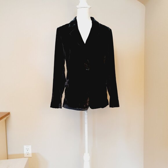 Chelsea 28 Velvet Blazer NWT - Picture 7 of 16
